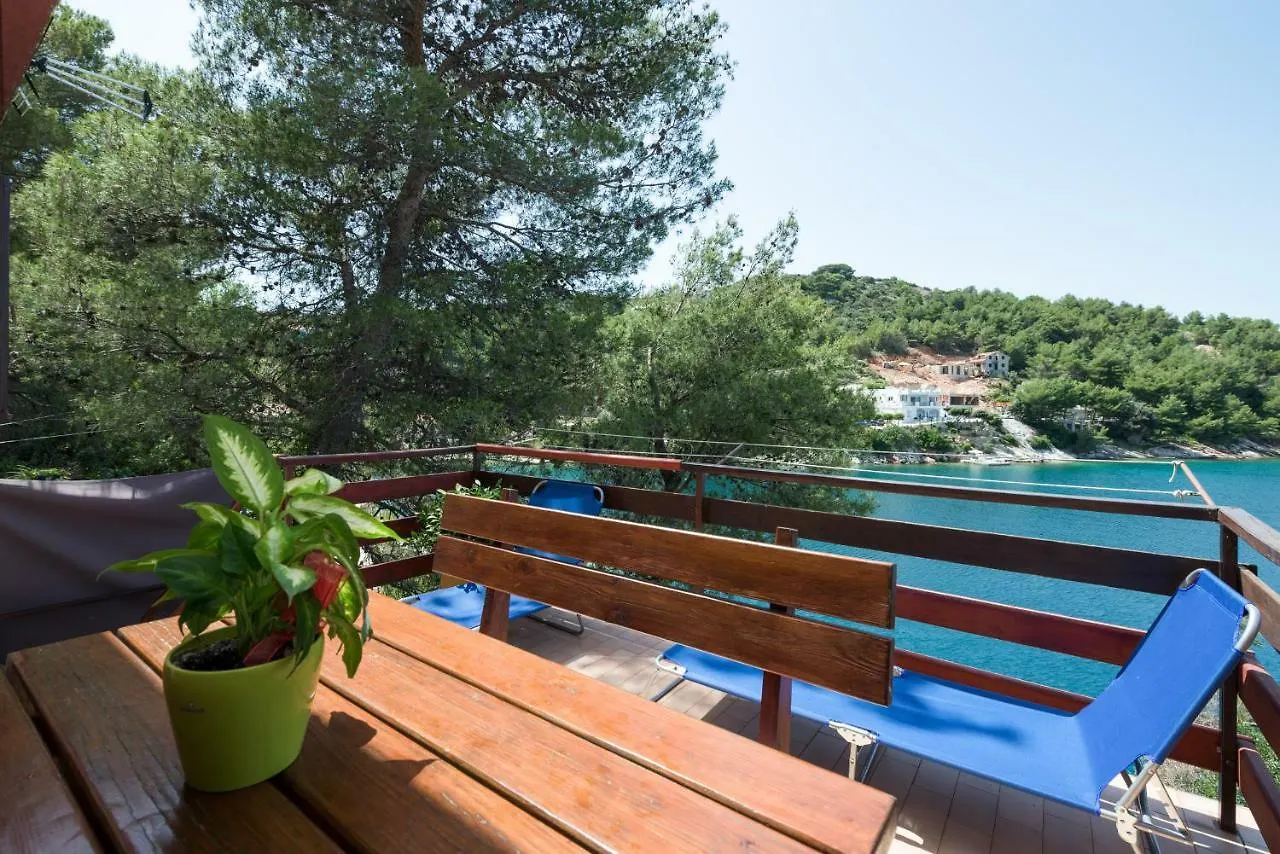 Ilas Dugi Otok Sali